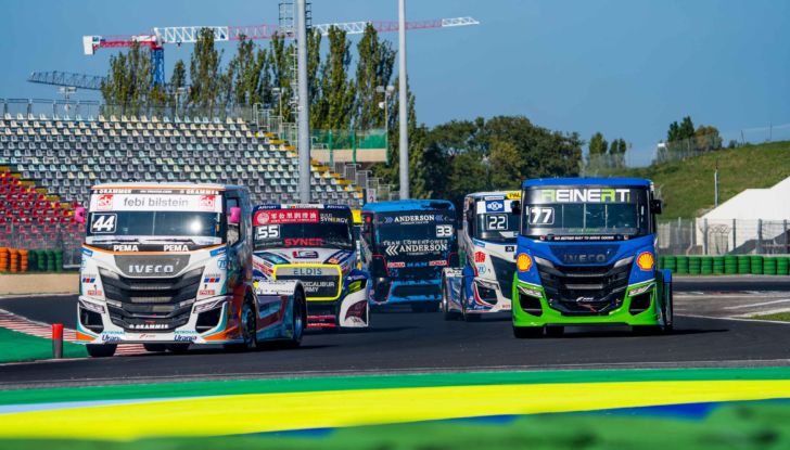 Misano dà spettacolo con i camion del FIA European Truck Racing Championship! - Foto 18 di 50