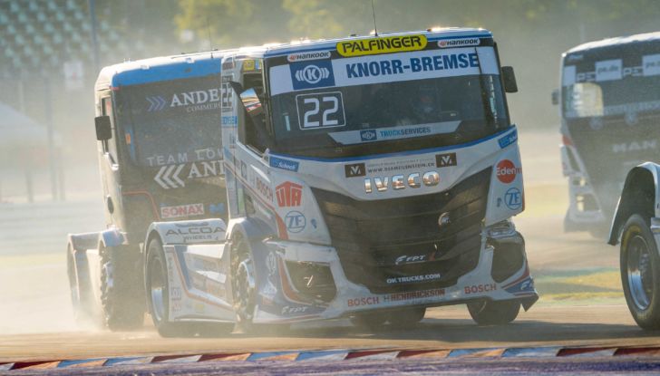 Misano dà spettacolo con i camion del FIA European Truck Racing Championship! - Foto 25 di 50
