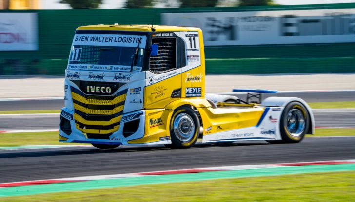 Misano dà spettacolo con i camion del FIA European Truck Racing Championship! - Foto 36 di 50