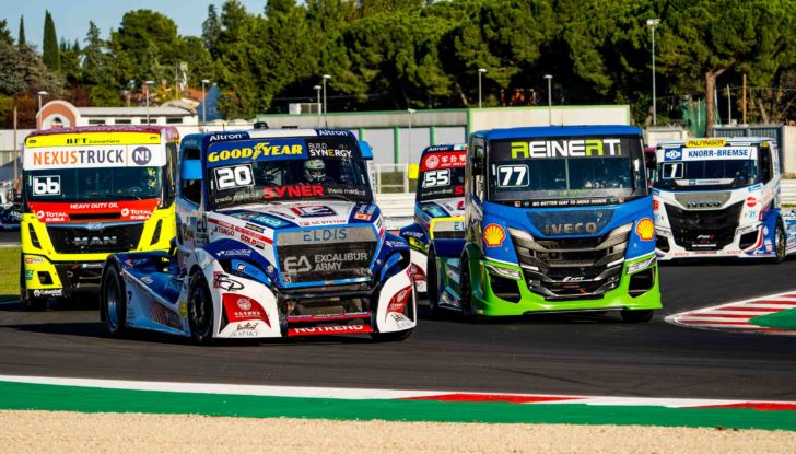 Misano dà spettacolo con i camion del FIA European Truck Racing Championship! - Foto 4 di 50