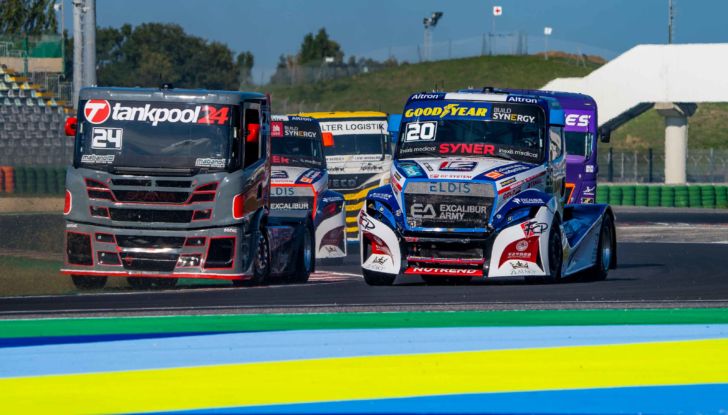 Misano dà spettacolo con i camion del FIA European Truck Racing Championship! - Foto 6 di 50