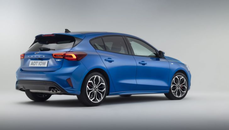 Ford Focus 2022: tutti gli allestimenti e i prezzi del restyling - Foto 4 di 12