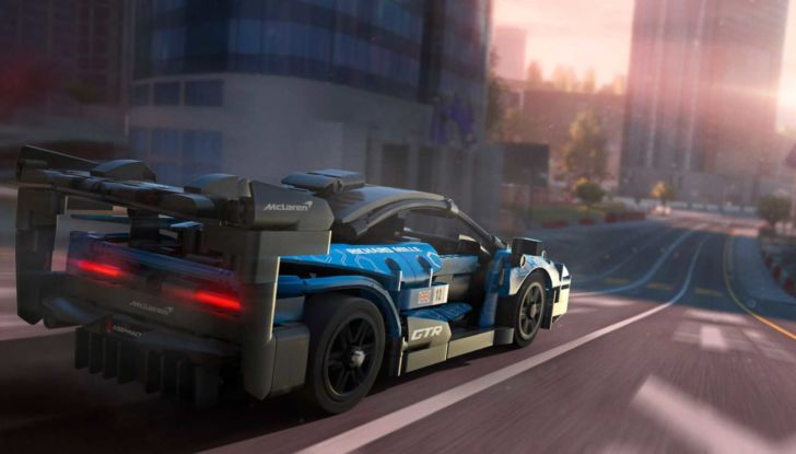 McLaren Senna GTR: il set LEGO Technic protagonista di Asphalt 9 Legends - Foto 3 di 8