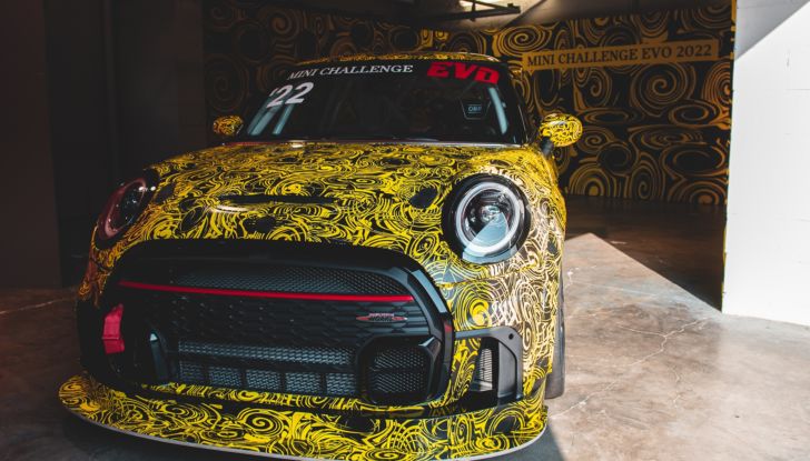 Mini presenta la John Cooper Works EVO per il Campionato 2022 - Foto 1 di 4