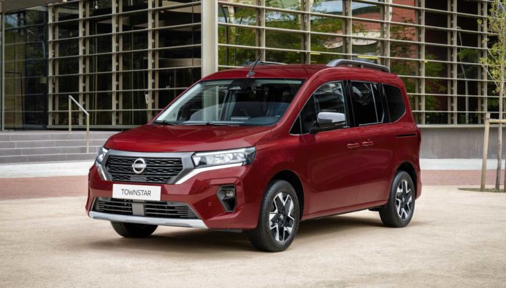 Nissan Townstar: l’erede dell’NV200 è elettrico e a benzina (ma non diesel) - Foto 6 di 18