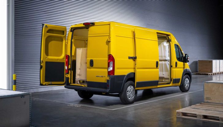 Opel Movano 2022: aperti gli ordini, listino da 25.520 Euro - Foto 5 di 8