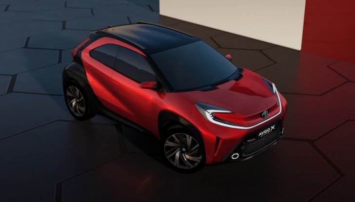 Toyota Aygo aggiunge una “X”: da citycar diventa crossover! - Foto 3 di 13