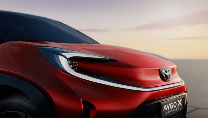 Toyota Aygo aggiunge una “X”: da citycar diventa crossover! - Foto 8 di 13