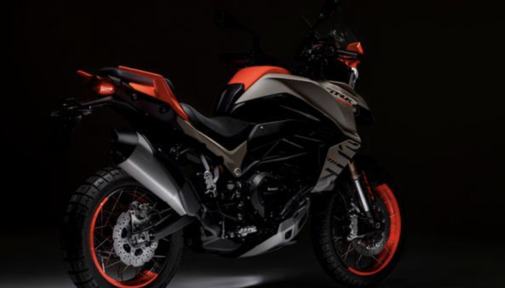 Benelli TRK 800: l’adventure pesarese conquista EICMA - Foto 7 di 9