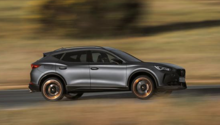 Cupra Formentor VZ5: 390 CV di puro piacere - Foto 8 di 13