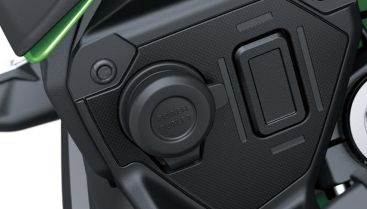 Kawasaki Versys 650: la tuttofare giapponese si rinnova - Foto 7 di 19