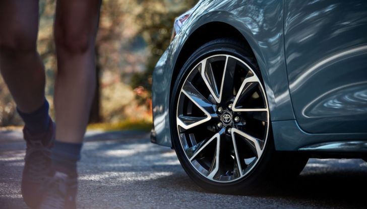 Toyota Corolla: tutte le novità della versione 2022 - Foto 3 di 15