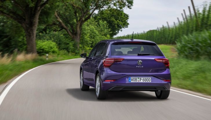 [VIDEO] Nuova Volkswagen Polo Restyling 2022: Prova su strada, opinioni, versioni e prezzi - Foto 26 di 41