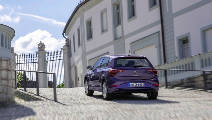 [VIDEO] Nuova Volkswagen Polo Restyling 2022: Prova su strada, opinioni, versioni e prezzi - Foto 33 di 41