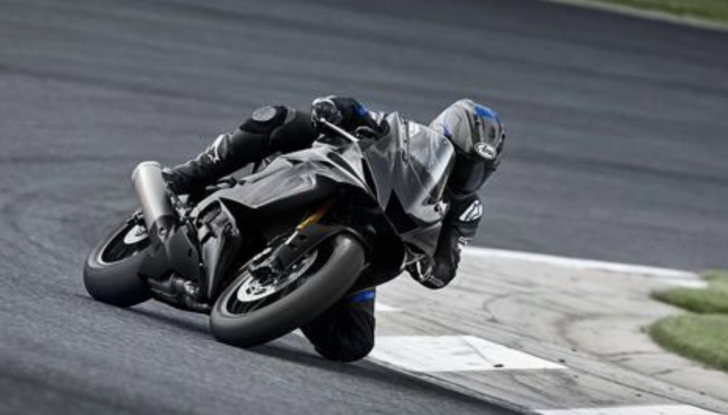Yamaha: presentate la R6 Race e la R6 GYTR MY 2022 - Foto 12 di 14