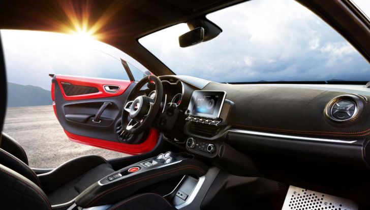 Alpine A110 Targa: la gamma potrebbe ampliarsi con una nuova versione - Foto 12 di 22