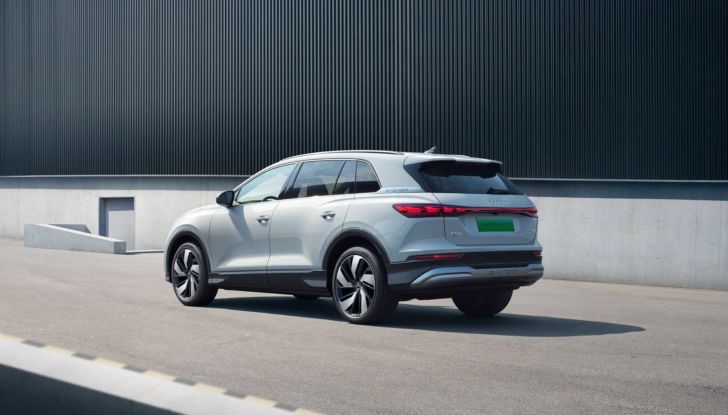 Audi Q5 e-tron: il nuovo SUV elettrico dei Quattro Anelli - Foto 4 di 17