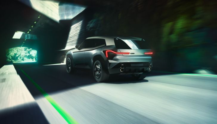 BMW XM: la prima sportiva della divisione Motorsport è una plug-in da 750 CV - Foto 14 di 16