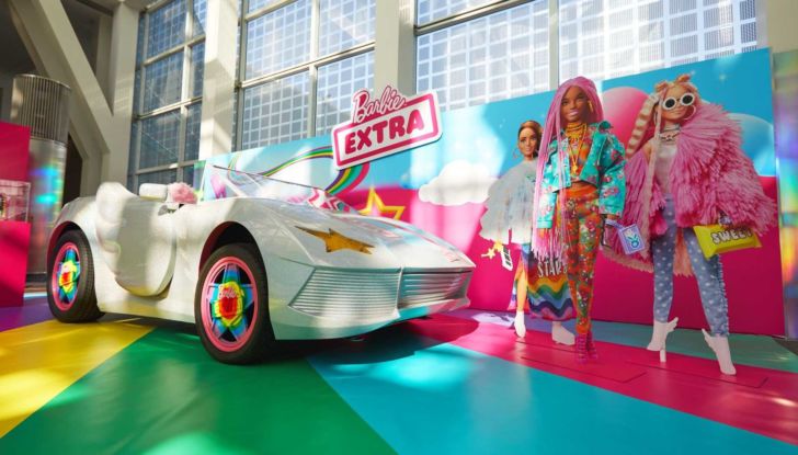 L’auto di Barbie a grandezza naturale… è una Fiat 500 elettrica! - Foto 2 di 11