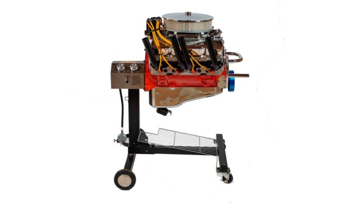 Il barbecue per gli appassionati di auto? Quello a forma di V8 della Hot Rod Grills! - Foto 7 di 8