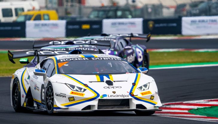 A Misano la Vincenzo Sospiri vince le Finali Mondiali Lamborghini 2021 - Foto 3 di 40