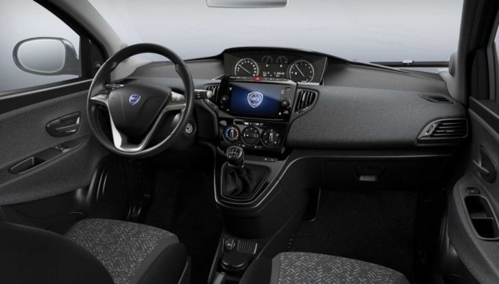 Lancia Ypsilon diventa UnYca e si compra online a 12.500 Euro - Foto 6 di 7