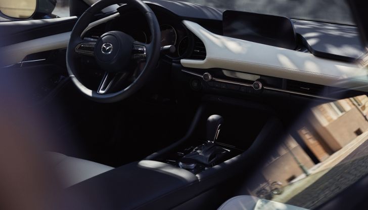 Mazda3: tutte le novità del Model Year 2023 - Foto 12 di 12