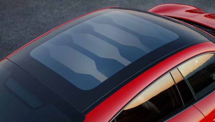 Porsche allarga la famiglia Taycan con la GTS da 598 cavalli e la Sport Turismo - Foto 6 di 8