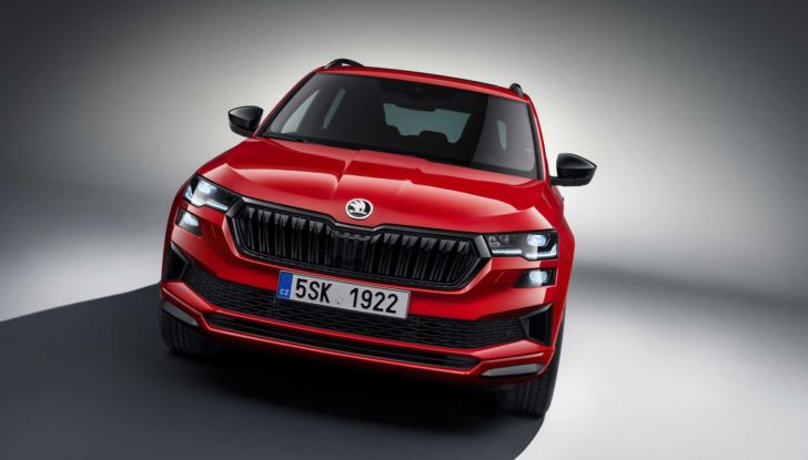 Skoda Karoq 2022: il restyling è più tecnologico ed eco-sostenibile - Foto 14 di 18
