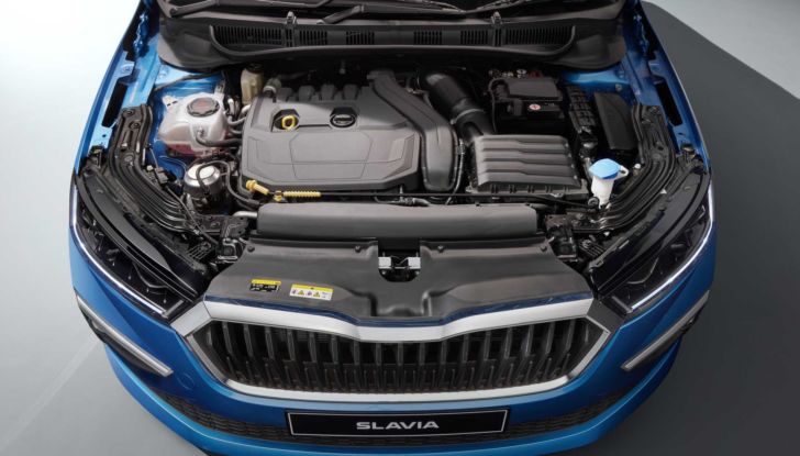 Skoda Slavia: la nuova berlina avrà solo motori a benzina - Foto 10 di 14