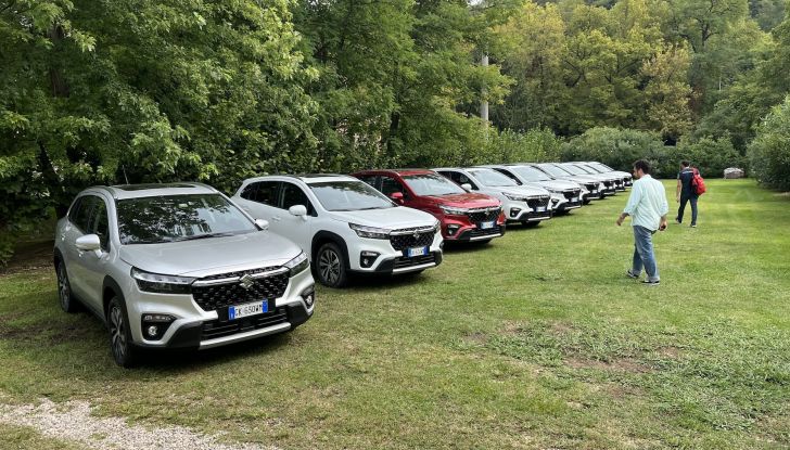 Suzuki S-Cross Hybrid: prova su strada del Full Hybrid 140V - Foto 4 di 18