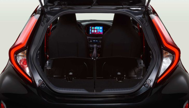 Toyota Aygo X prova su strada, caratteristiche e prezzi - Foto 10 di 13