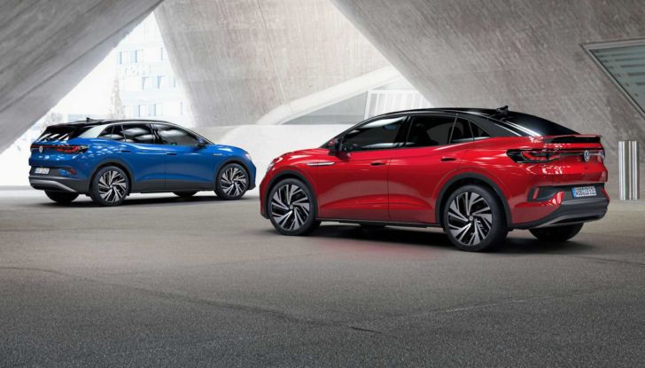 Volkswagen ID.5: svelato il primo SUV Coupé elettrico (anche GTX) da 299 CV - Foto 4 di 17