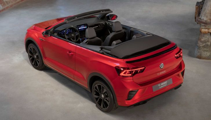 Volkswagen T-Roc le migliori offerte e promozioni da 249 euro al mese - Foto 18 di 19