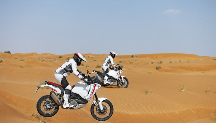 Ducati DesertX: nessun ostacolo sul percorso grazie al navigatore Turn by Turn - Foto 4 di 9