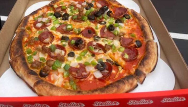 Dai missili alla cucina: tre ingegneri ex-SpaceX danno vita a Stellar Pizza! - Foto 3 di 5