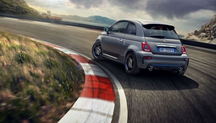 Abarth F595 Scorpion Hotlaps