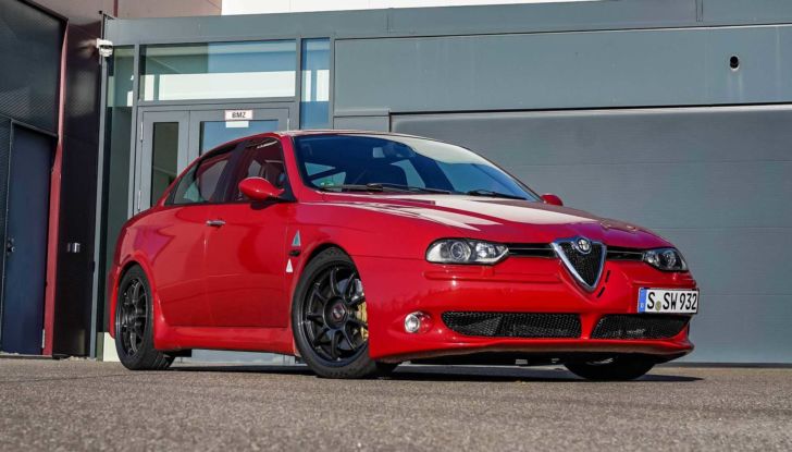 Alfa Romeo 156: questa GTA modificata chiude il cerchio con la Giulia GTAm - Foto 5 di 21