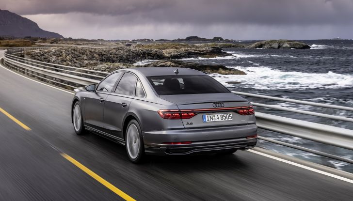 Audi A8 2022: l’ammiraglia tedesca è ordinabile in Italia da 100.800 Euro - Foto 6 di 17