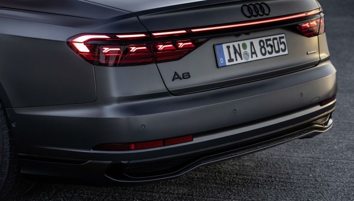Audi A8 2022: l’ammiraglia tedesca è ordinabile in Italia da 100.800 Euro - Foto 8 di 17