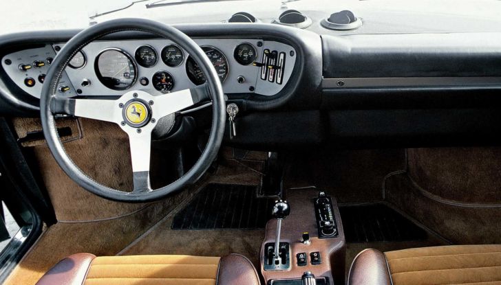 Questa Ferrari 308 GT4 piena di ruggine è in vendita all’asta: perchè? - Foto 10 di 10