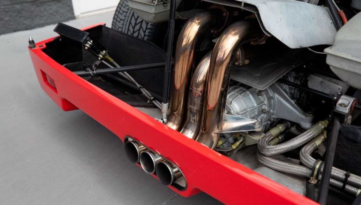 La “regina” torna in vendita: all’asta una delle ultime Ferrari F40 del 1992! - Foto 10 di 12