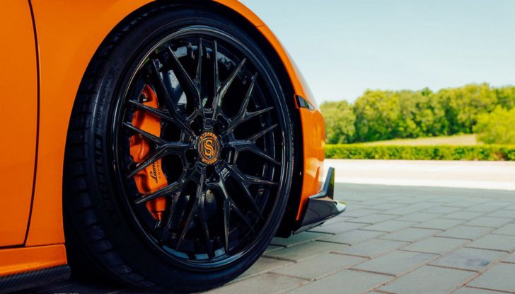 Ecco come rendere simile una Lamborghini Huracán Evo alla STO da pista! - Foto 13 di 15