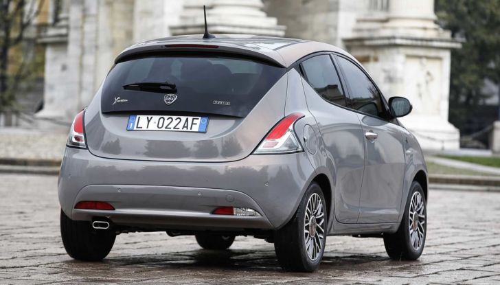 Lancia Ypsilon: la versione Alberta Ferretti parte da 13.950 Euro - Foto 4 di 6