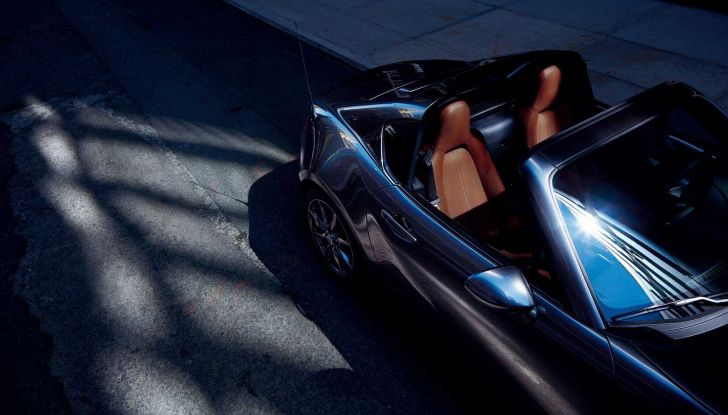 Mazda MX-5: tutti gli aggiornamenti del Model Year 2022 - Foto 7 di 10