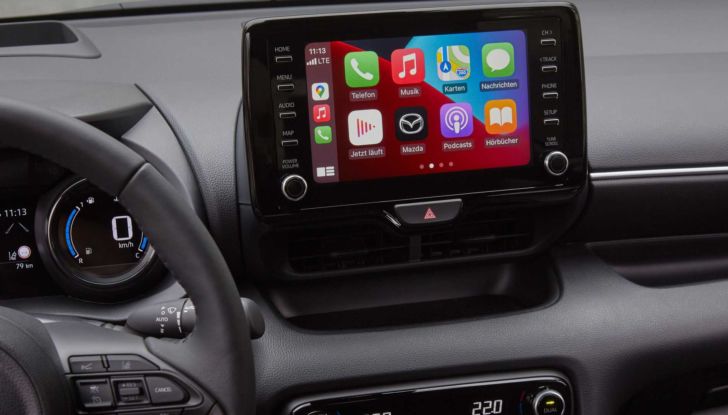 Mazda2 Full Hybrid 2022: nei concessionari a marzo da 20.300 Euro - Foto 9 di 20