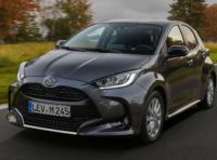 Mazda2 2022: in arrivo il modello Full Hybrid su base Toyota Yaris