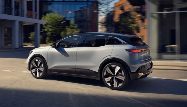 Renault Mégane E-Tech Electric: ordini aperti per l’Italia, prezzi da 37.100 Euro - Foto 11 di 22