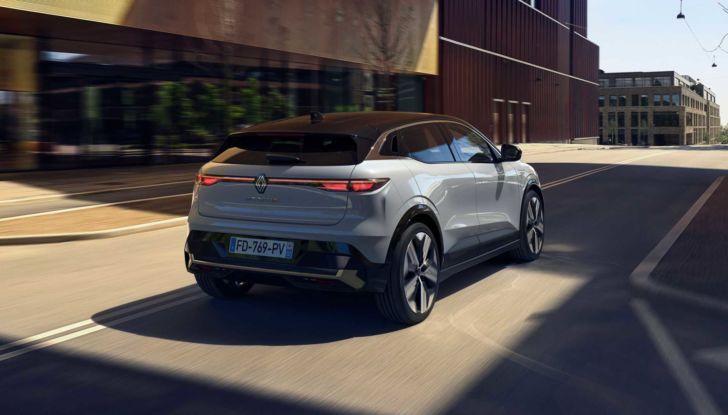 Renault Mégane E-Tech Electric: ordini aperti per l’Italia, prezzi da 37.100 Euro - Foto 12 di 22
