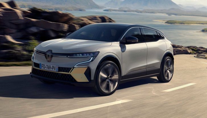 Renault Mégane E-Tech Electric: ordini aperti per l’Italia, prezzi da 37.100 Euro - Foto 13 di 22